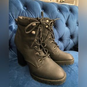 Madden girl black boots